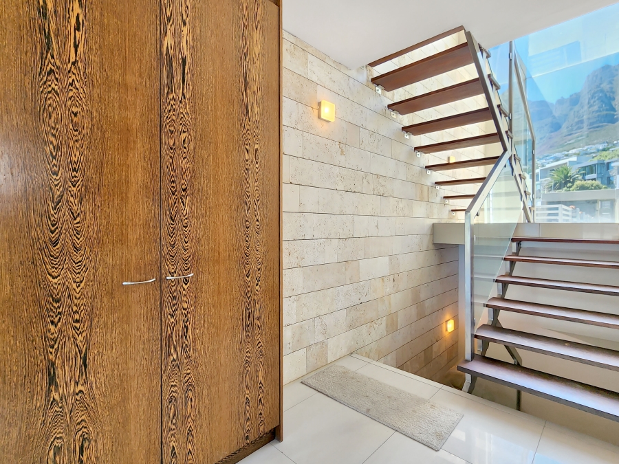 3 Bedroom Property for Sale in Bakoven Western Cape